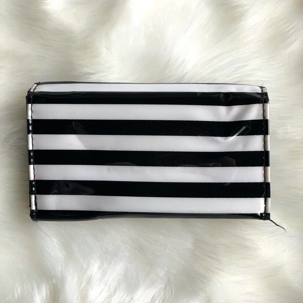 Compact wallet - Picture 2 of 5